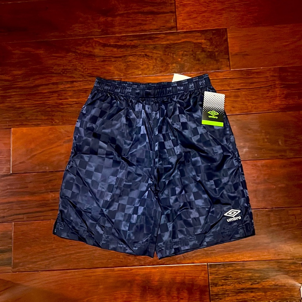 Umbro boys soccer shorts Navy. Size 12-14